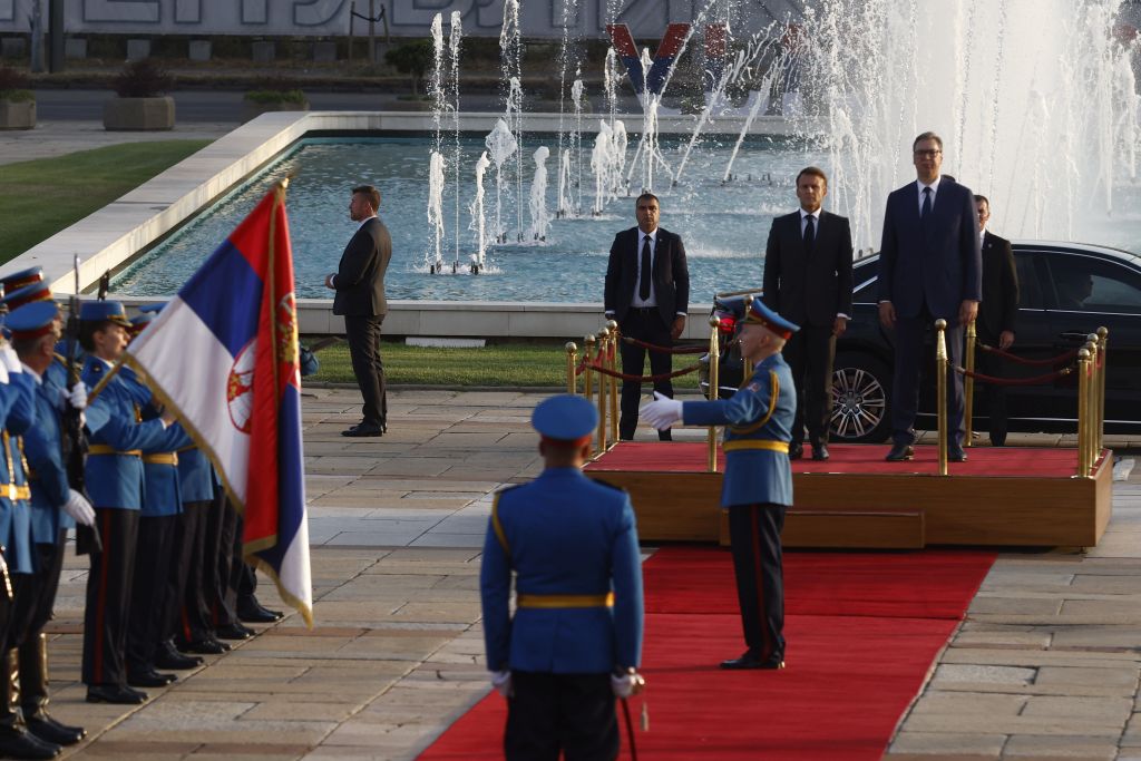 President of France welcomed in Belgrade