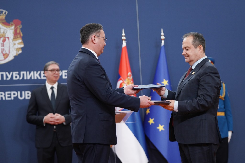 Serbia, Kazakhstan sign 10 agreements, memoranda