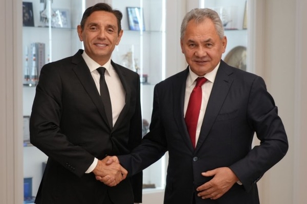 File photo of Aleksandar Vulin and Sergei Shoigu