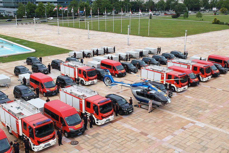 Нова опрема за јачање капацитета полиције и ватрогасаца