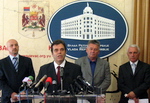 Одржавање седница Владе ван Београда у циљу решавања локалних проблема у градовима Србије
