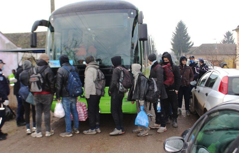 Припадници МУП-а пронашли 290 ирегуларних миграната