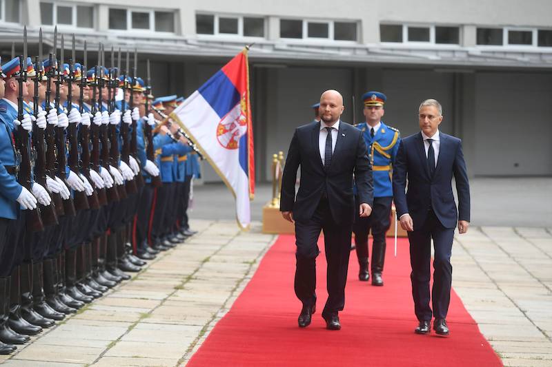 Министар одбране Словачке у посети Србији