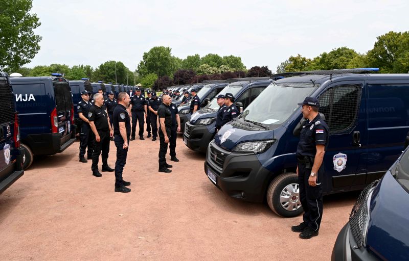 Свих 27 полицијских управа добило нове марице