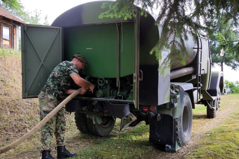 Помоћ Војске Србије мештанима села у општини Пријепоље