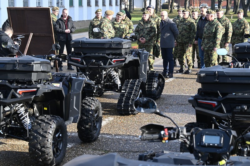 Представљена нова возила за Војску Србије