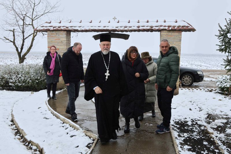 Гојковић посетила заједницу „Земља живих'' у насељу Ченеј