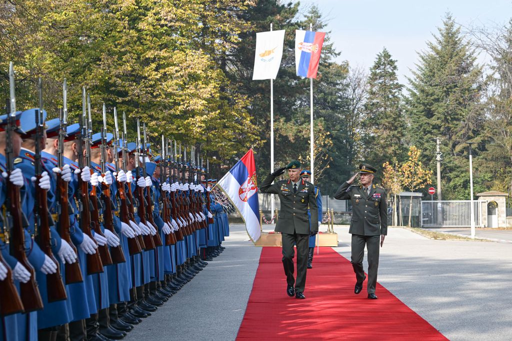 Даље унапређење билатералне војне сарадње Србије и Кипра