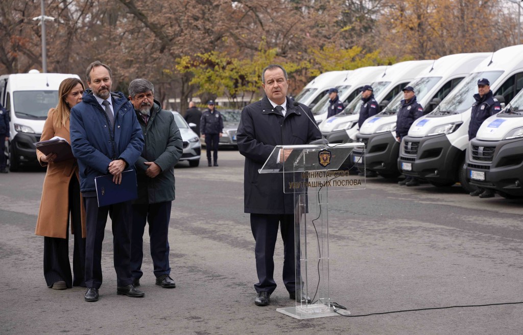 Нова опрема значајно унапређује капацитете МУП-а за заштиту граница