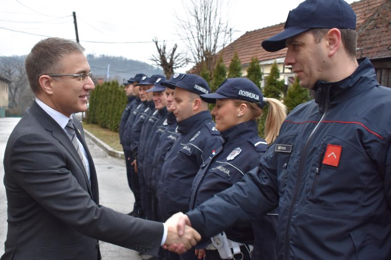 Наставак акције побољшања услова рада полиције